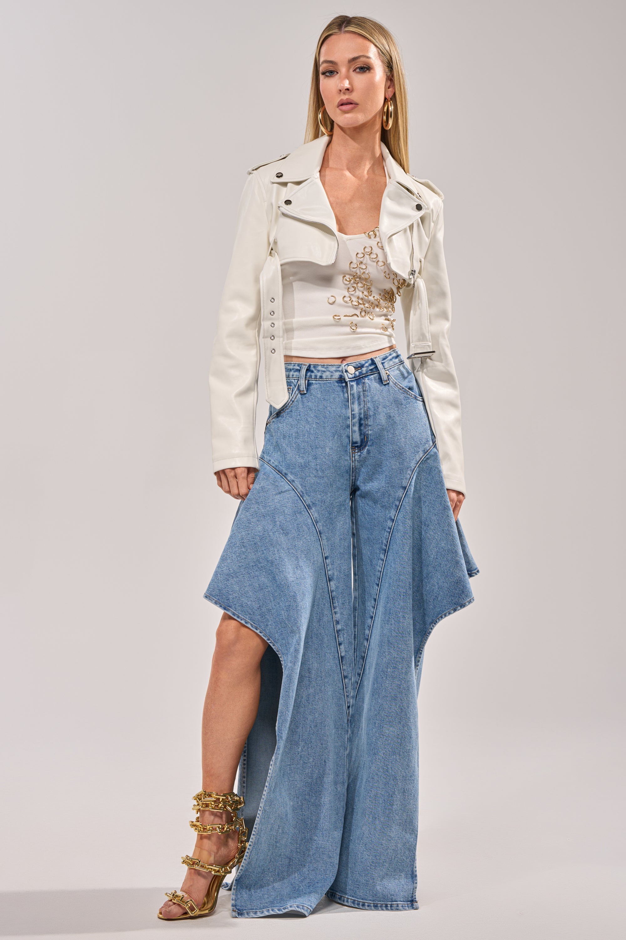 HARLEY LUXE ULTRA CROP MOTO IN WHITE