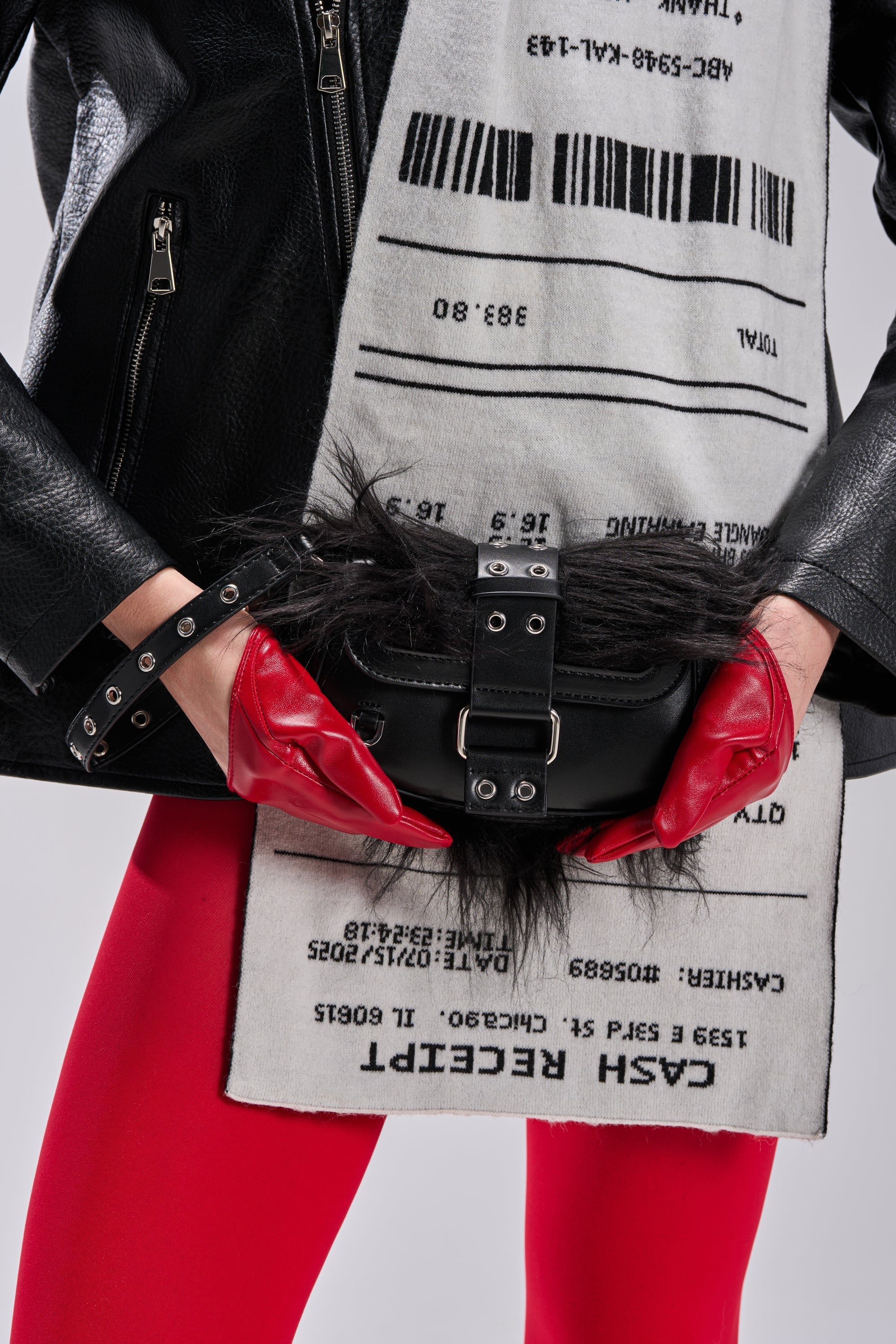 ON THE TOWN WRISTLET