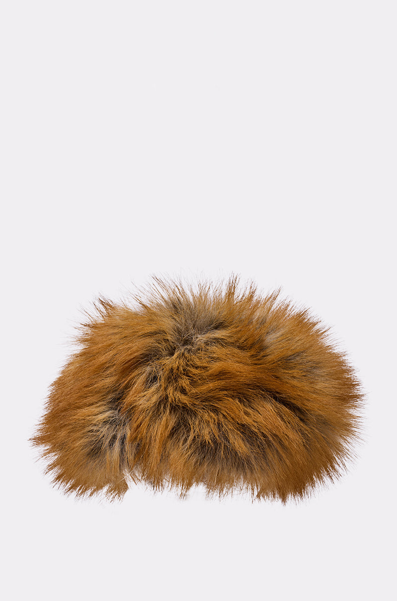 REALLY LIKE THAT FAUX FUR HEADBAND