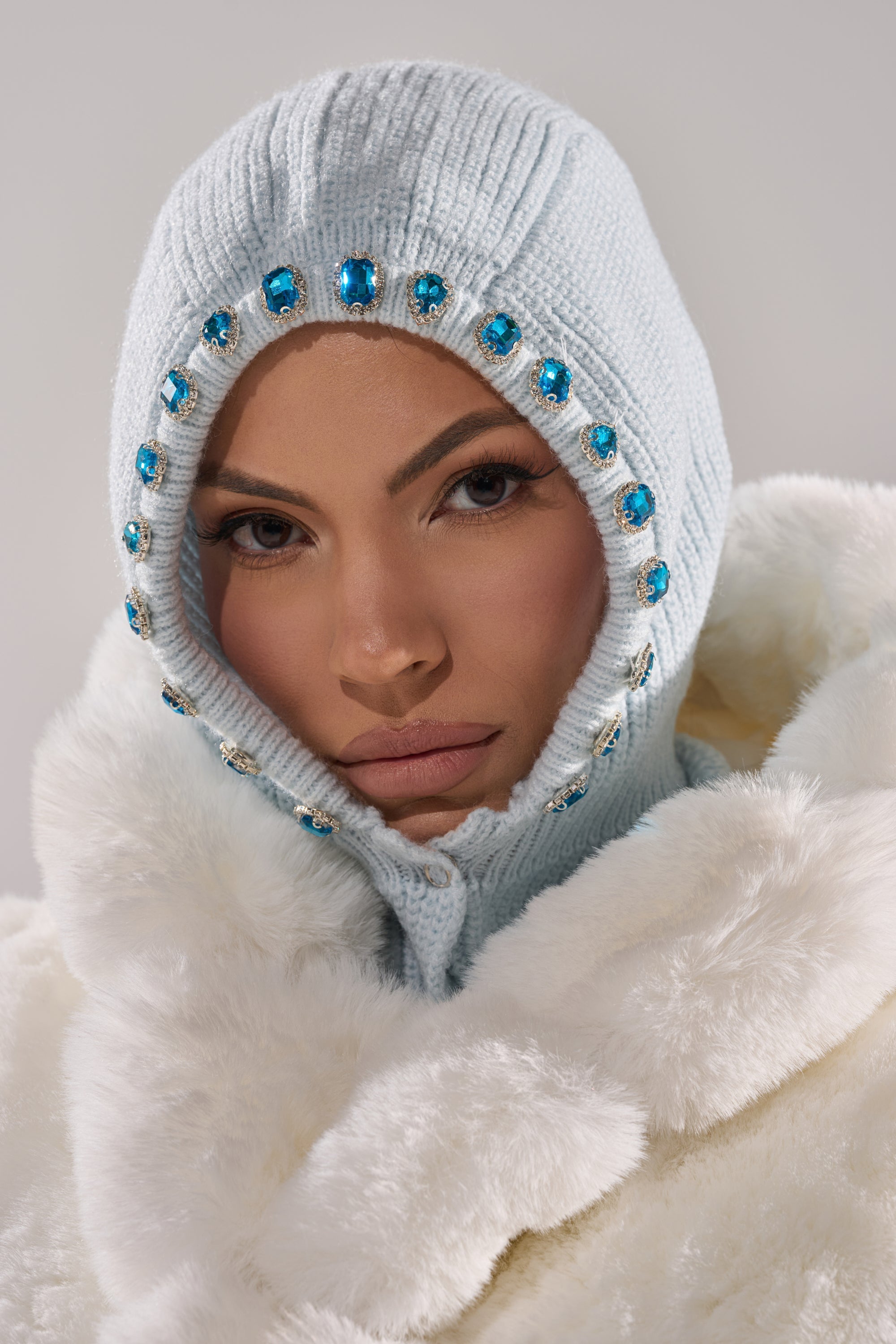TRU EMBELLISHED SNOOD