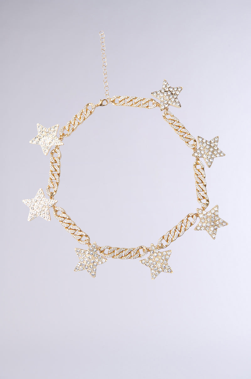 GETTIN' STARSTRUCK NECKLACE IN GOLD