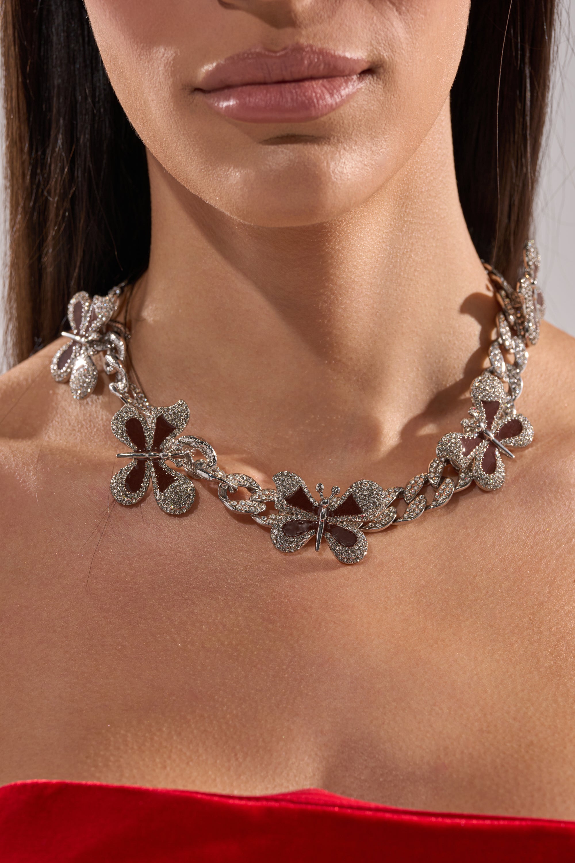 LUXE BUTTERFLY NECKLACE