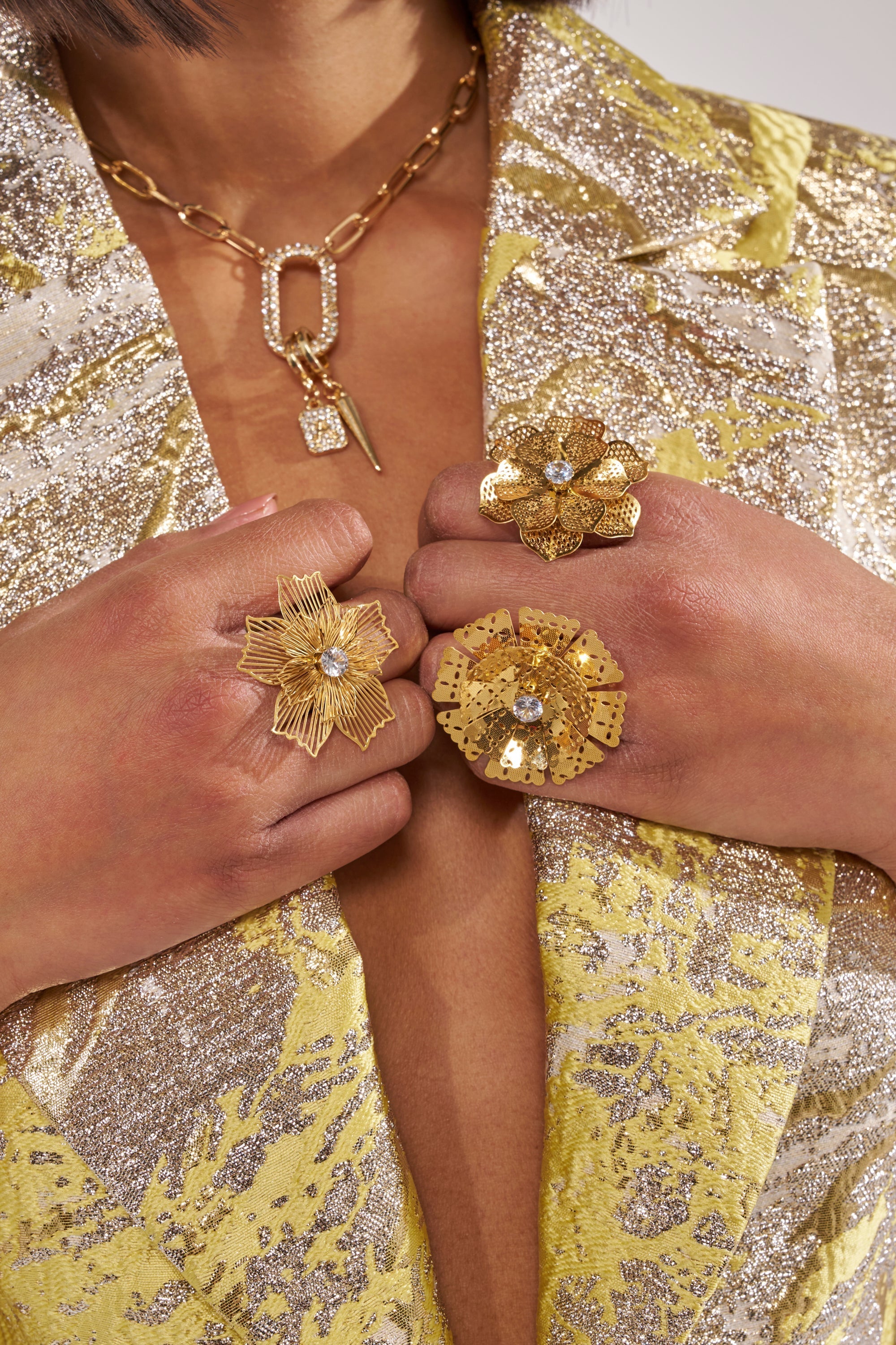 LETS PARTY RING SET