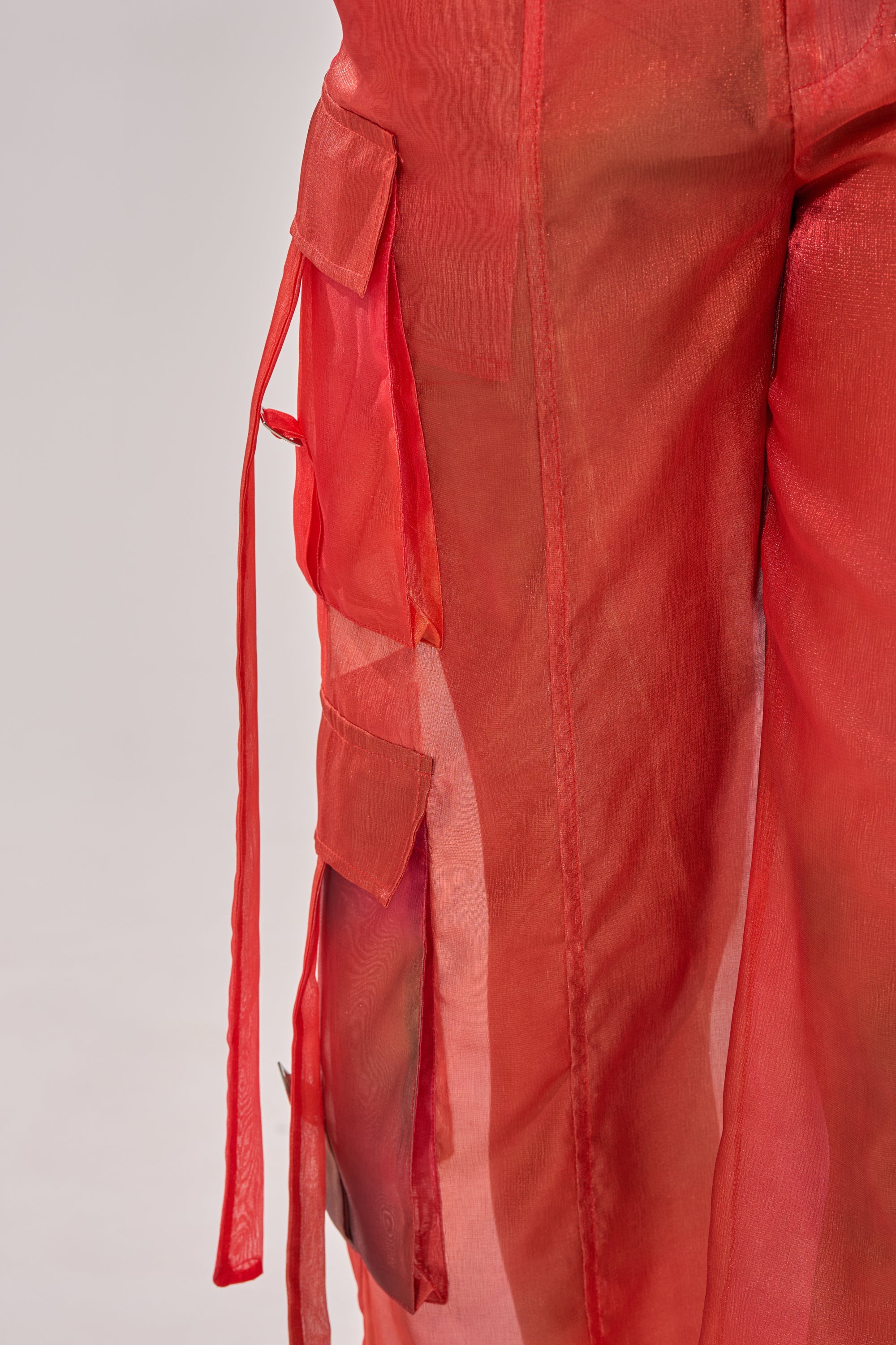 STAINED RED LIGHTWEIGHT CARGO PANT