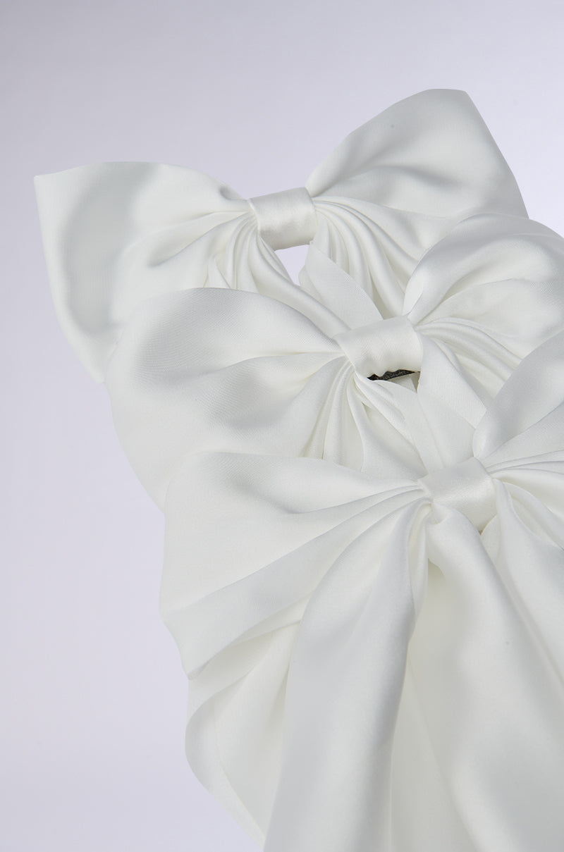 BELLE OF THE BALL HAIR CLIP
