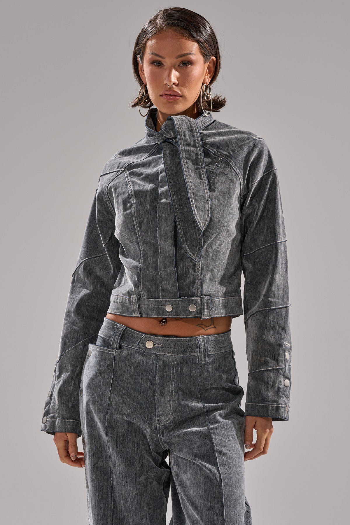 CATCHING EYES VELVET DENIM BLOUSE