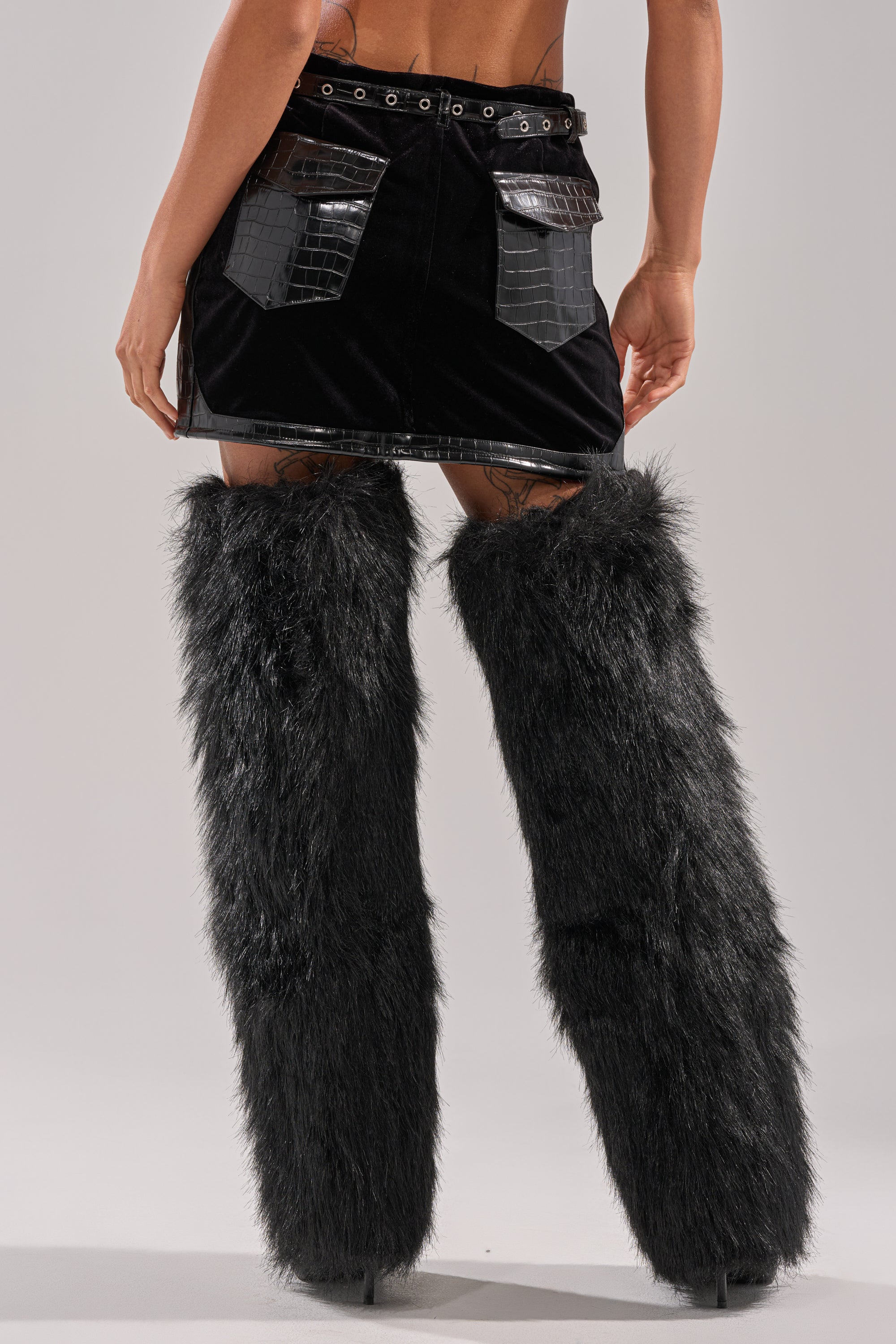 FEELING CRAZY MINI SKIRT