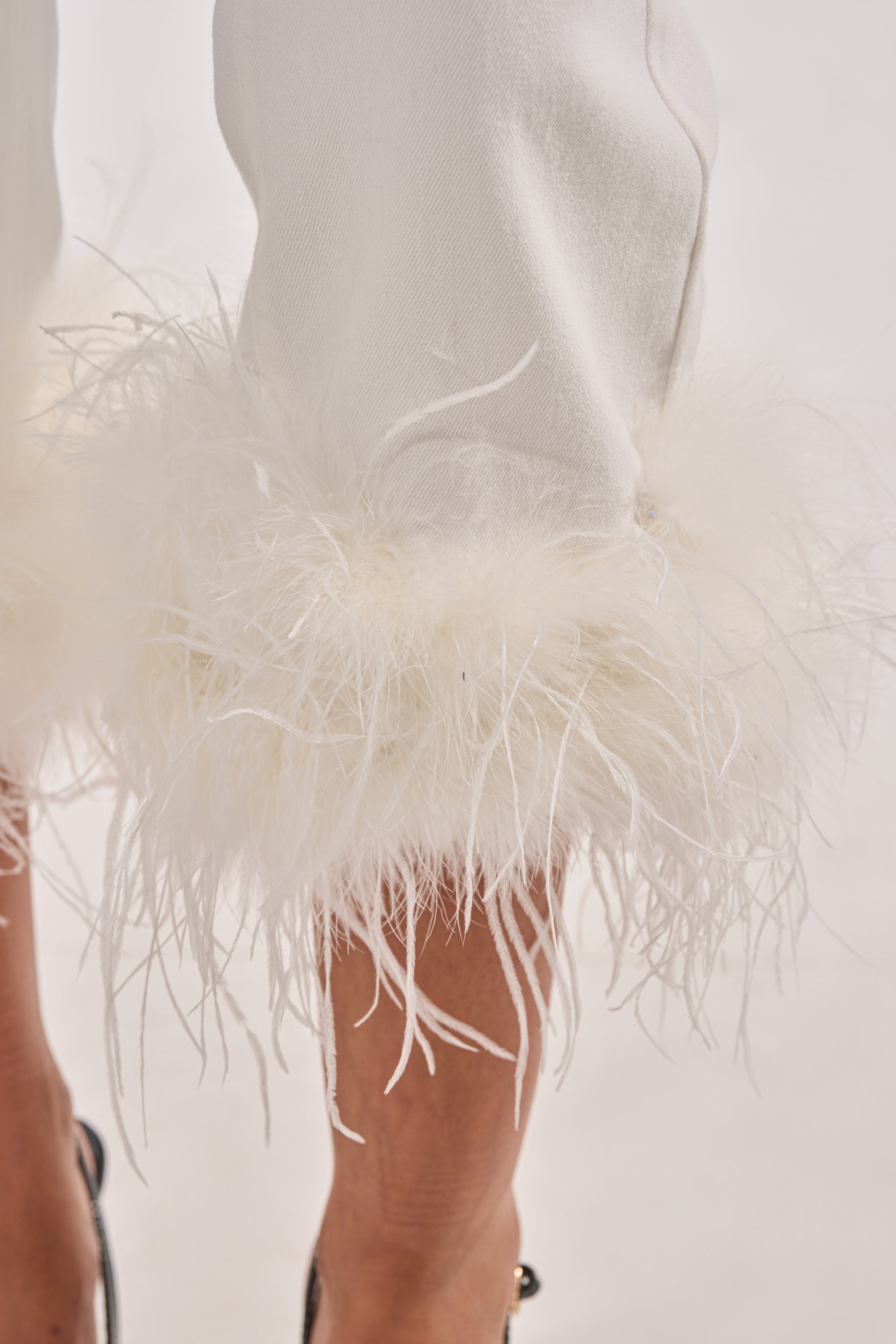 TRIPPY LIKE ME DENIM PANT WITH FEATHER