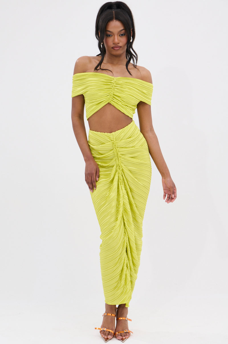 SWEET AS CAN BE GREEN OFF THE SHOULDER TOP