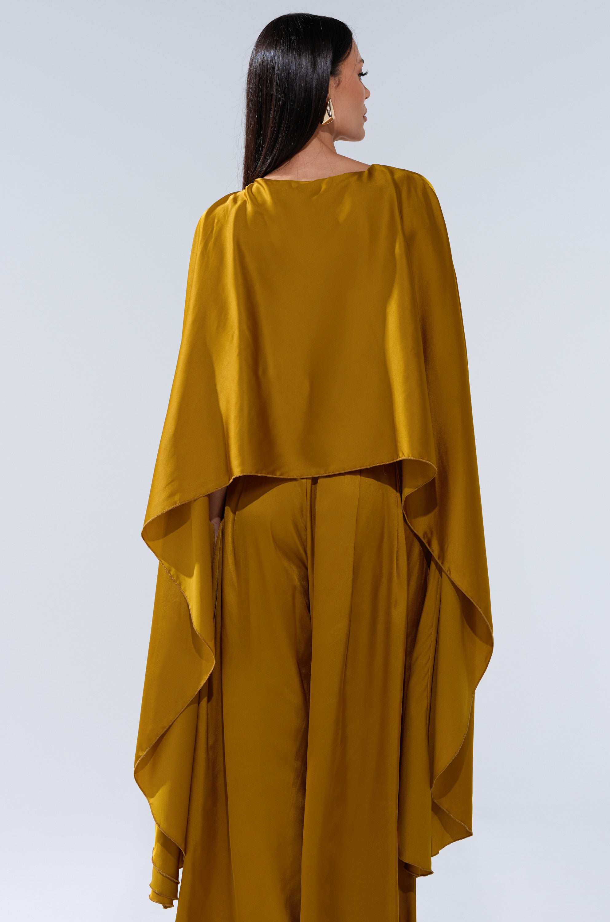 COCKTAIL HOUR BLOUSE IN MUSTARD