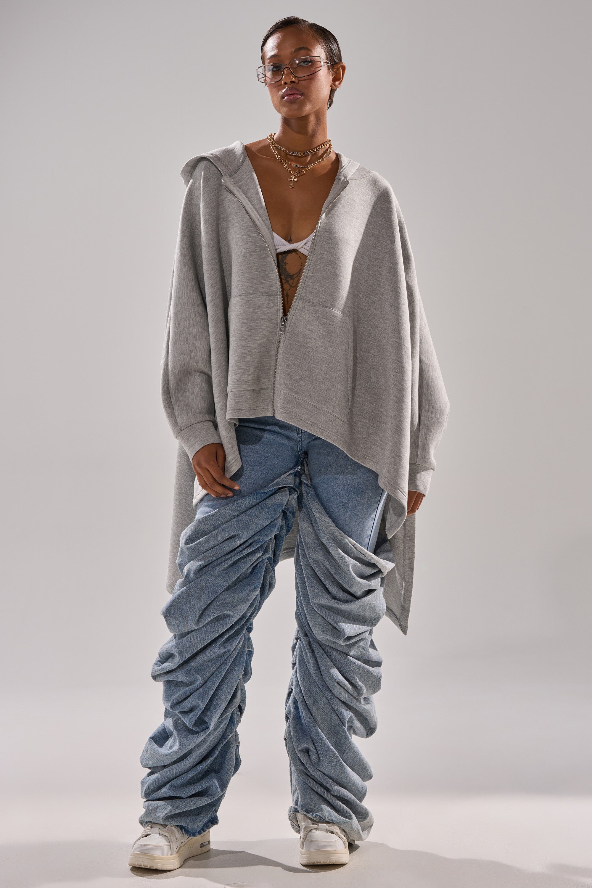 CREW LOVER OVERSIZED ZIP UP SWEATSHIRT