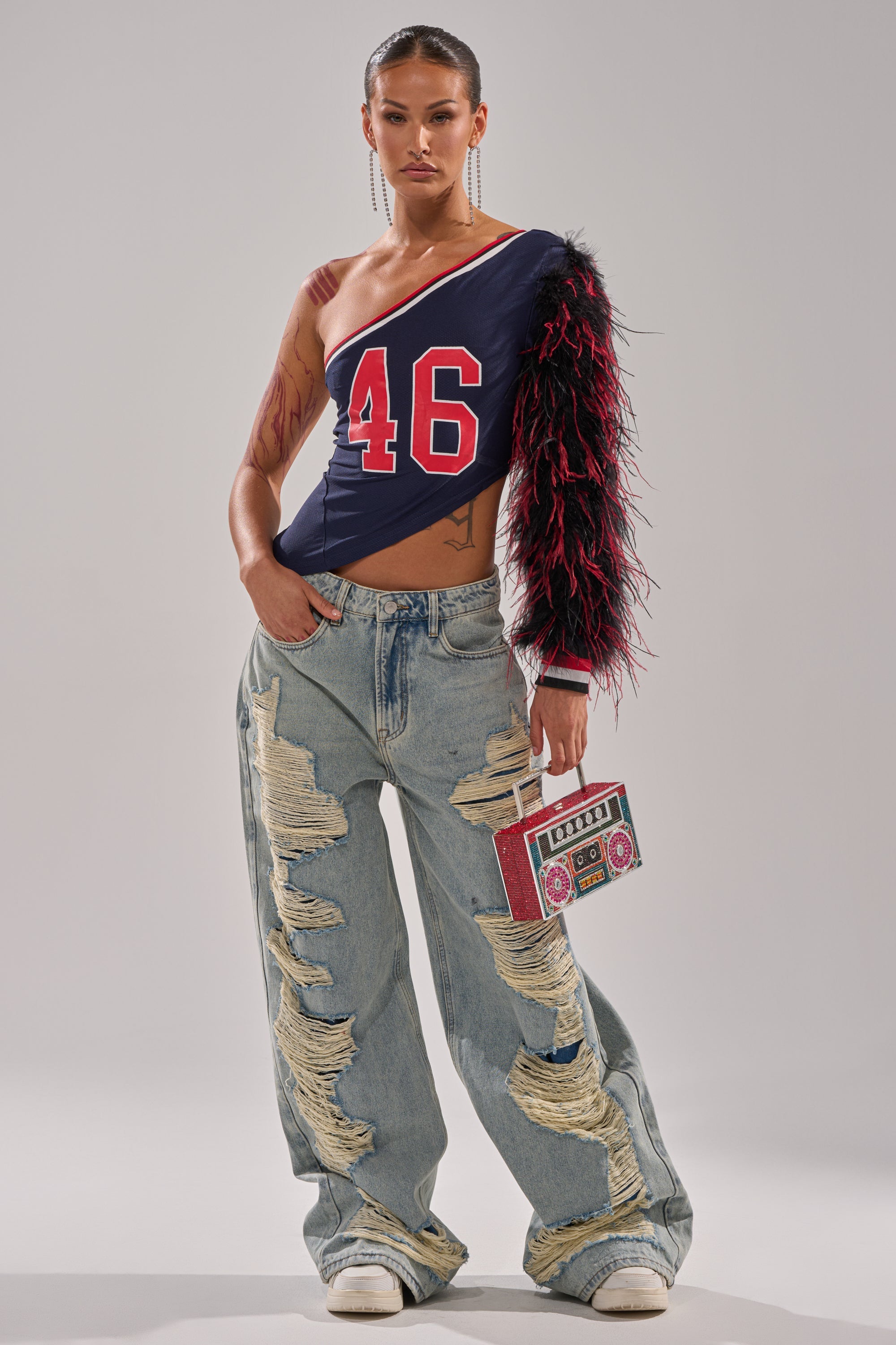 SUPERBOWL PARTY ONE SLEEVE TEE