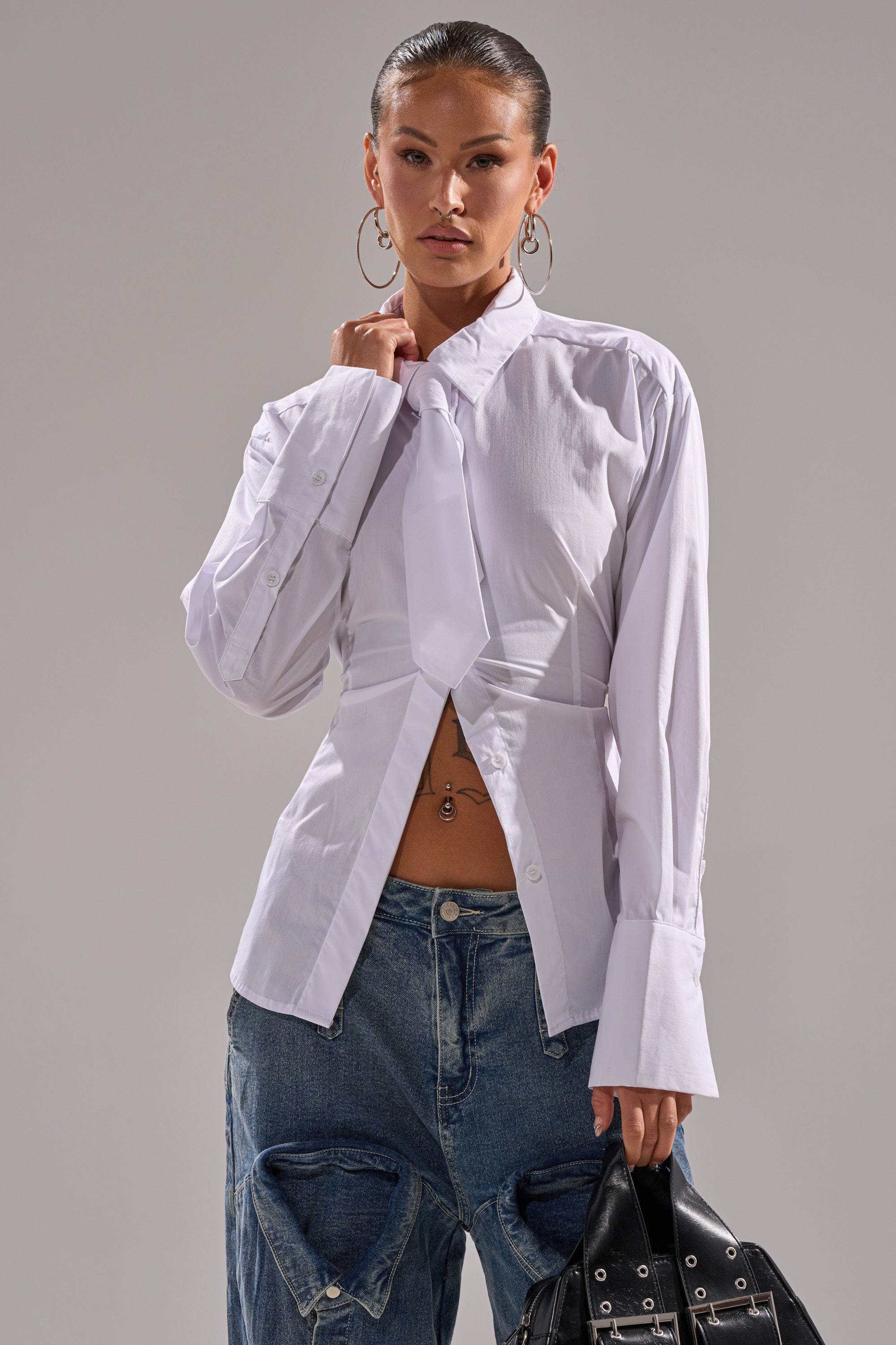 BUSINESS BUTTON DOWN