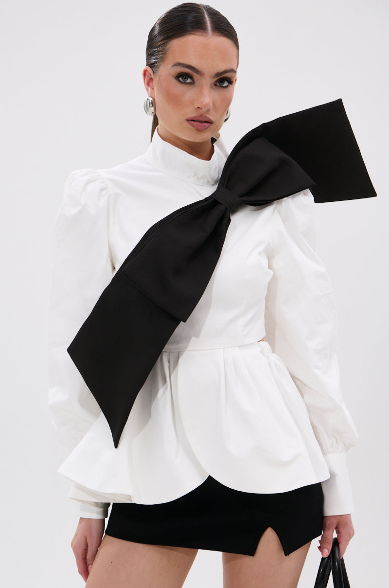 SO CHIC BOW BLOUSE