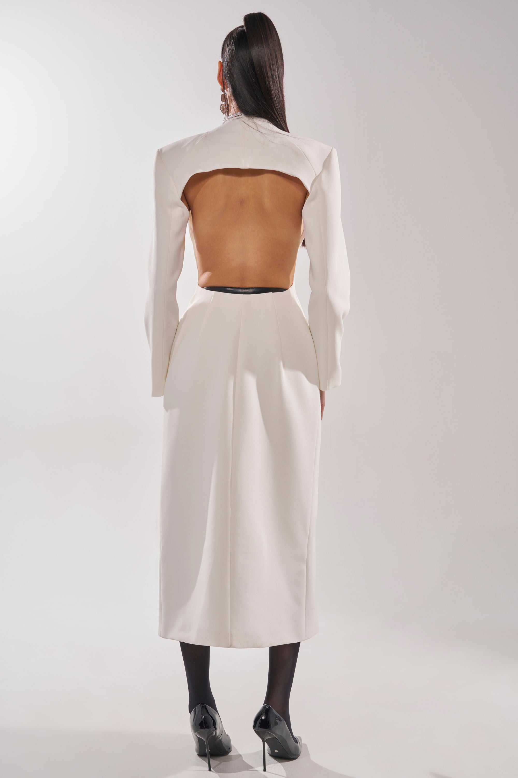 WHEREVER YOU ARE CUTOUT TRENCH IN WHITE