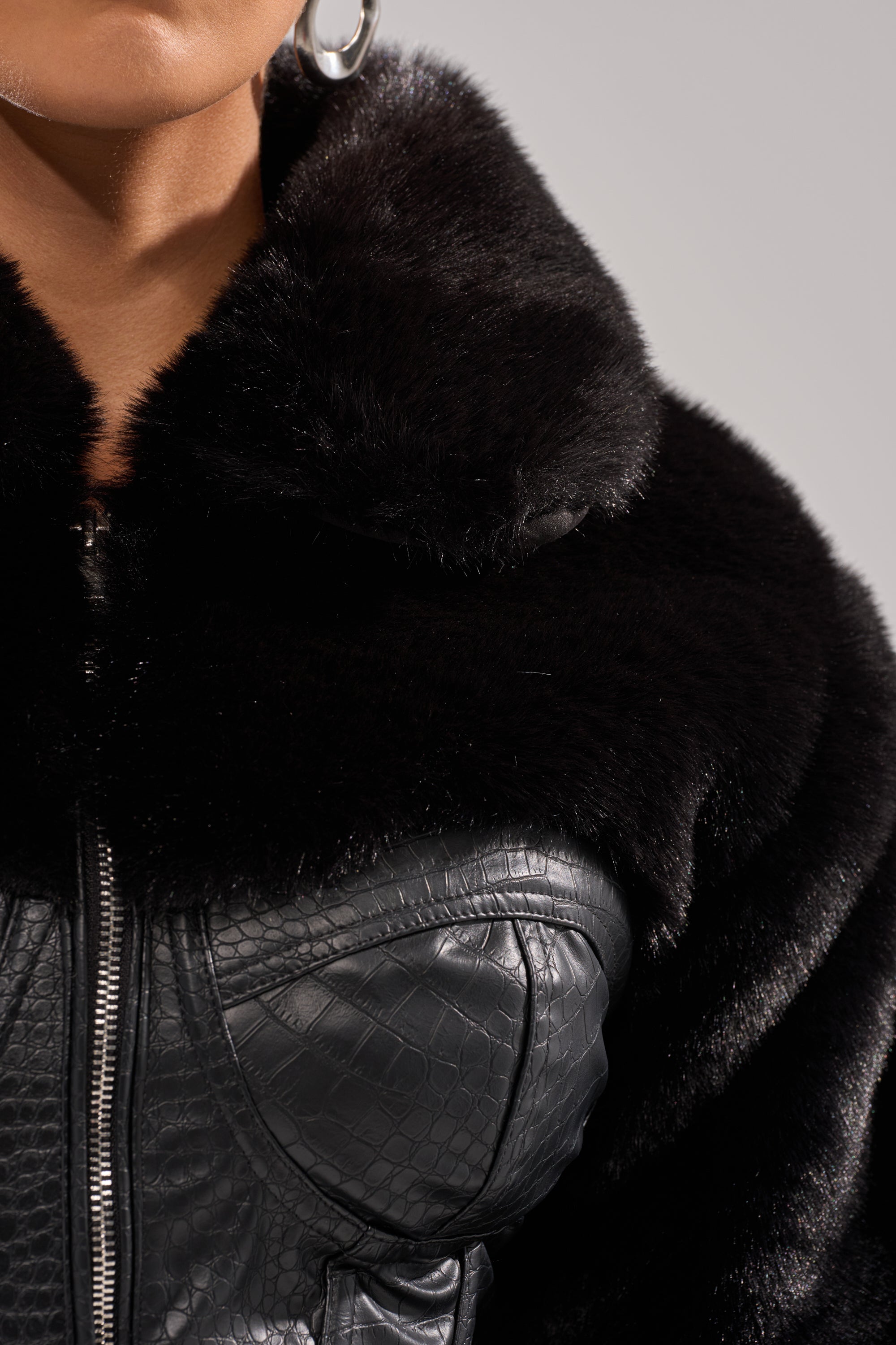 SHORTY CORSETED FAUX FUR