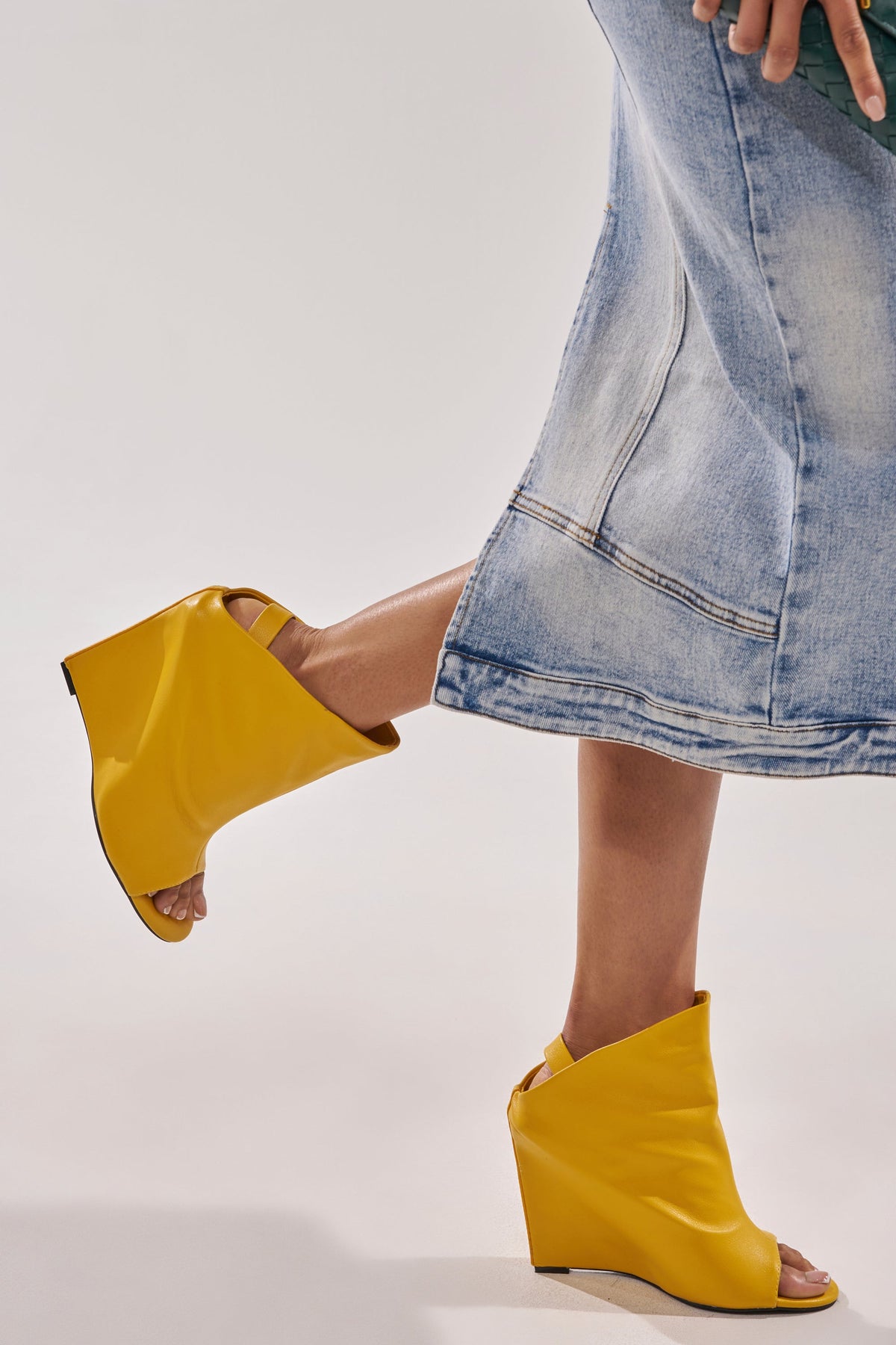 AZALEA WANG NOVIS YELLOW WEDGE BOOTIE