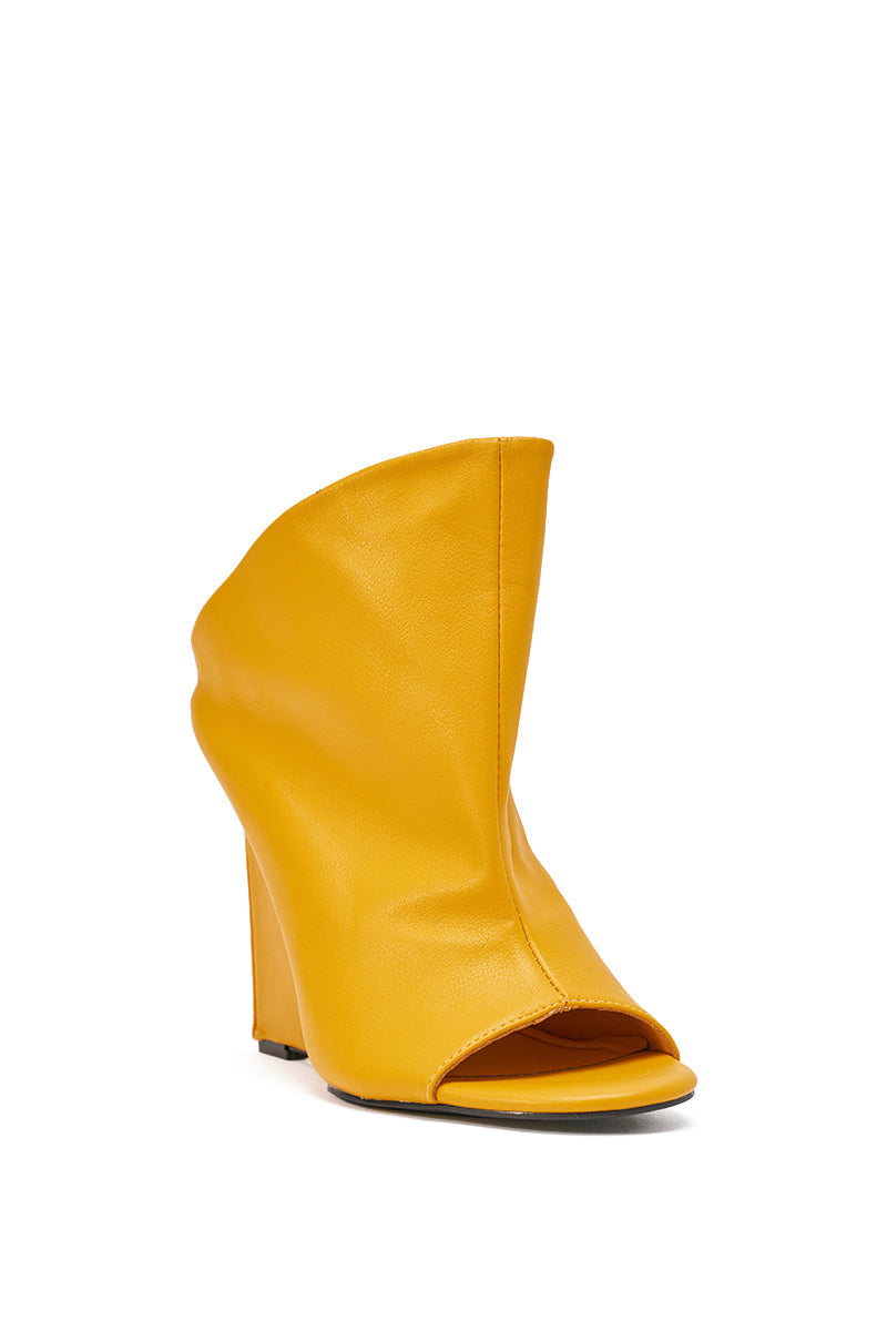 AZALEA WANG NOVIS YELLOW WEDGE BOOTIE