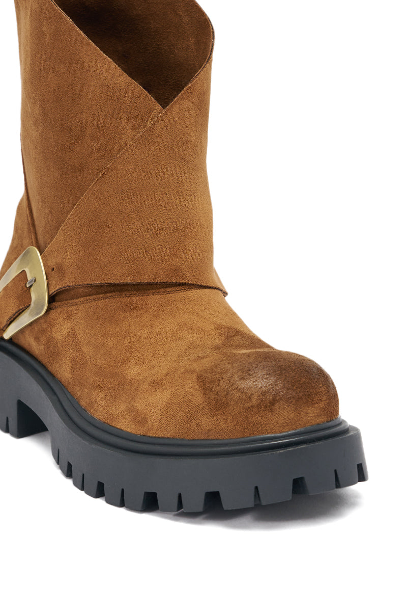 AZALEA WANG PHRIXUS BROWN CHUNKY SHORT SHAFT FAUX SUEDE BOOT