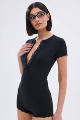 LAUREN SEAMLESS ROMPER WITH LACE