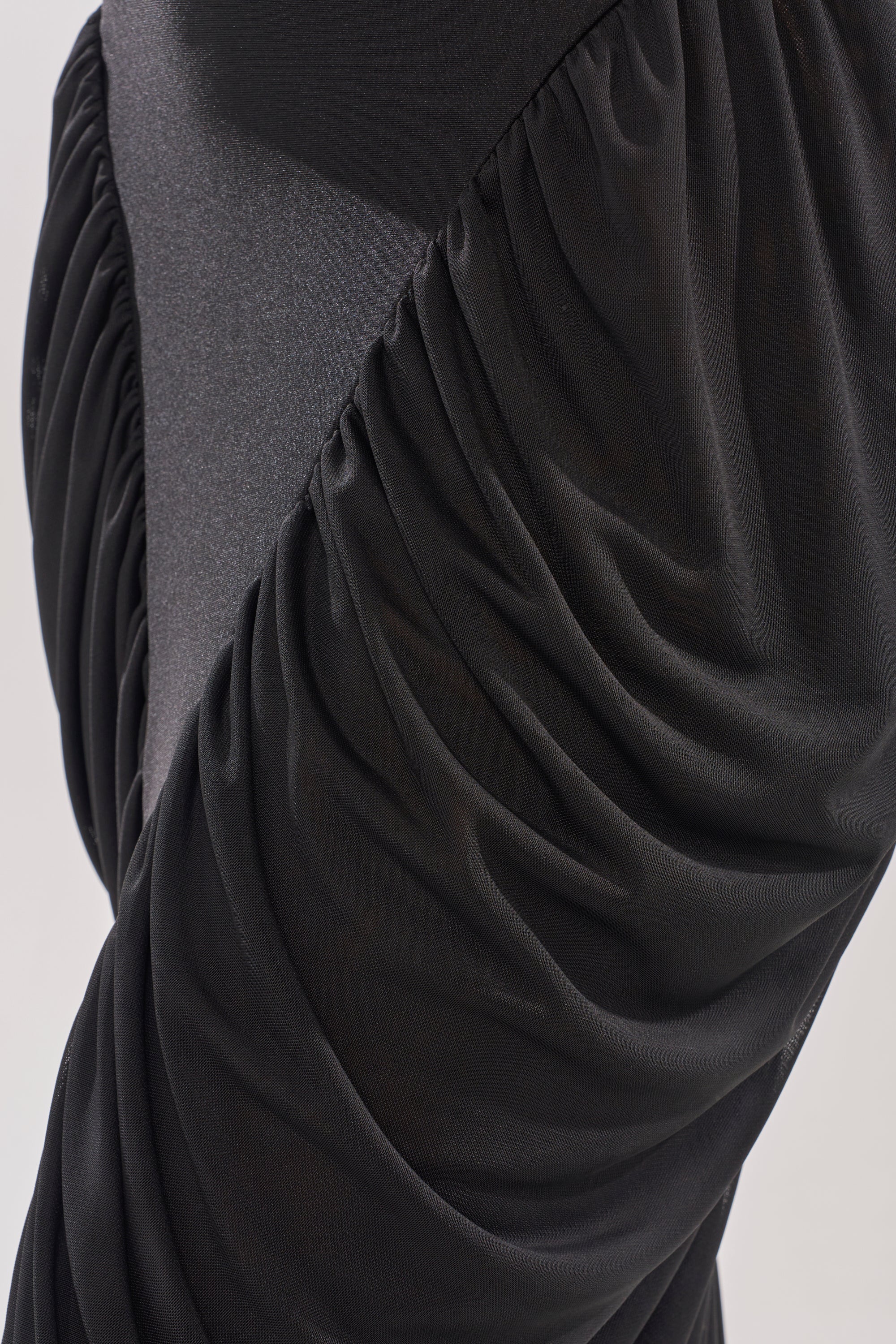 DREAMY RUCHED SKIRT