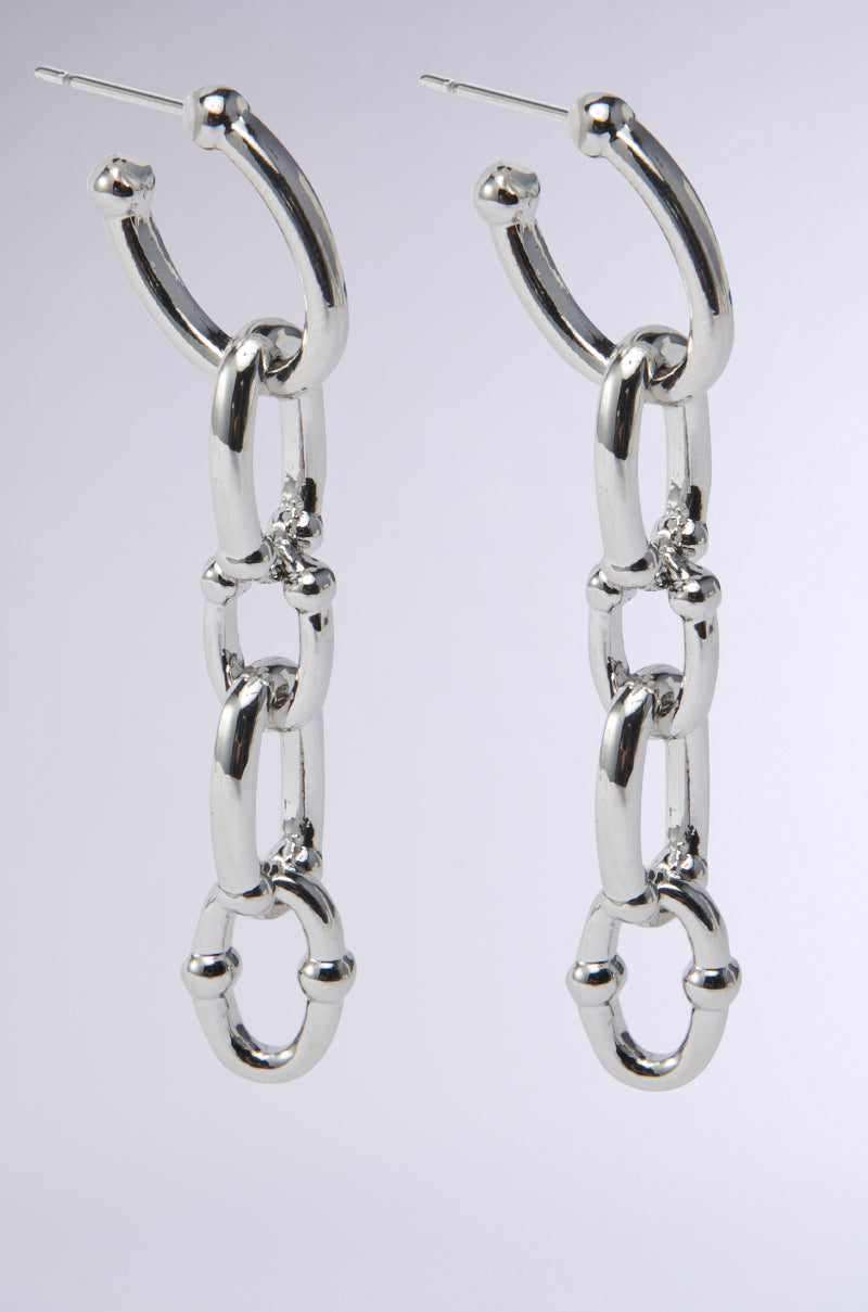 MOD GAL EARRING
