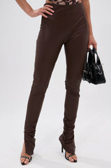 HANGING ON PU RUCHED LEGGING