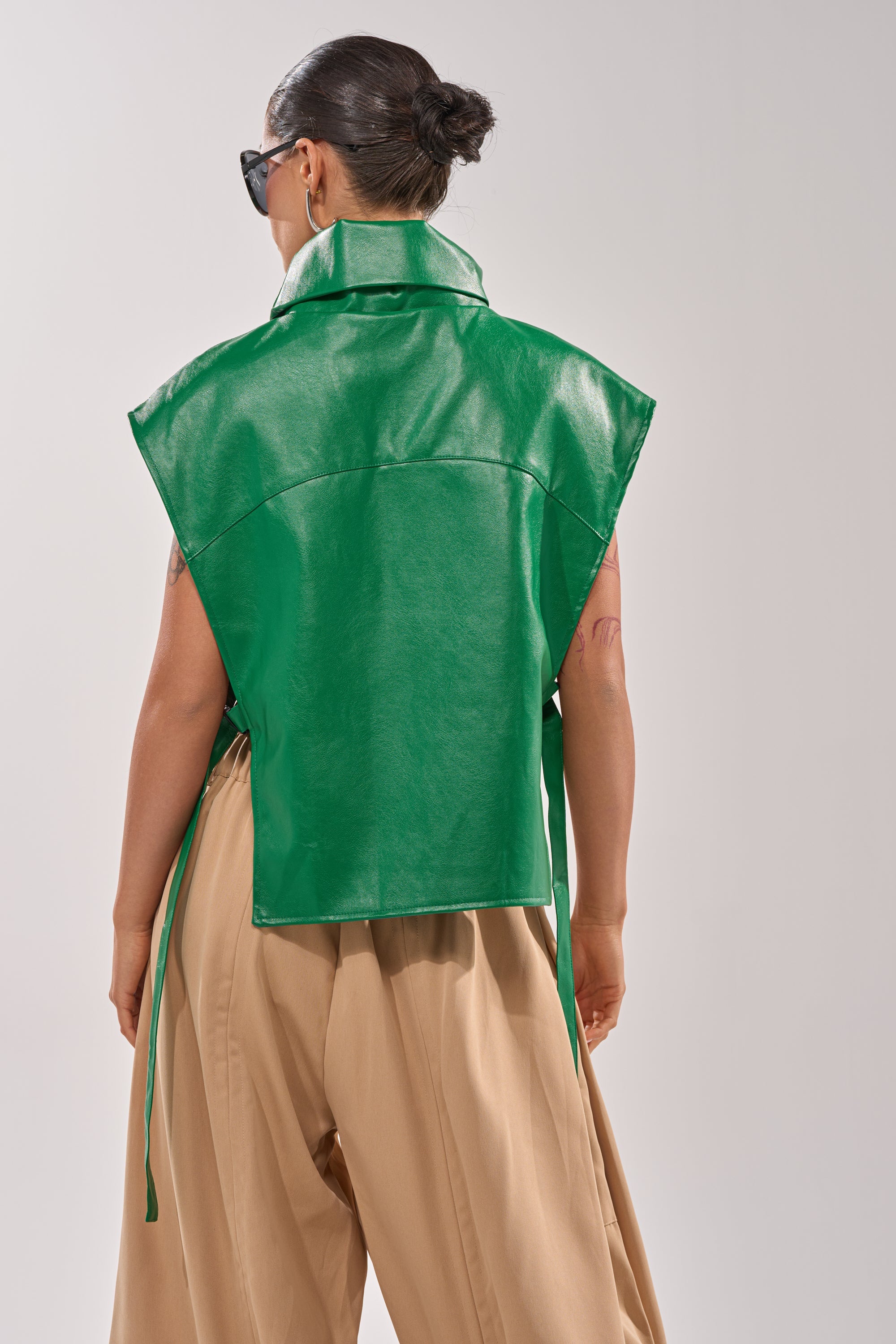CATCHING FLIGHTS EMBROIDERED VEST