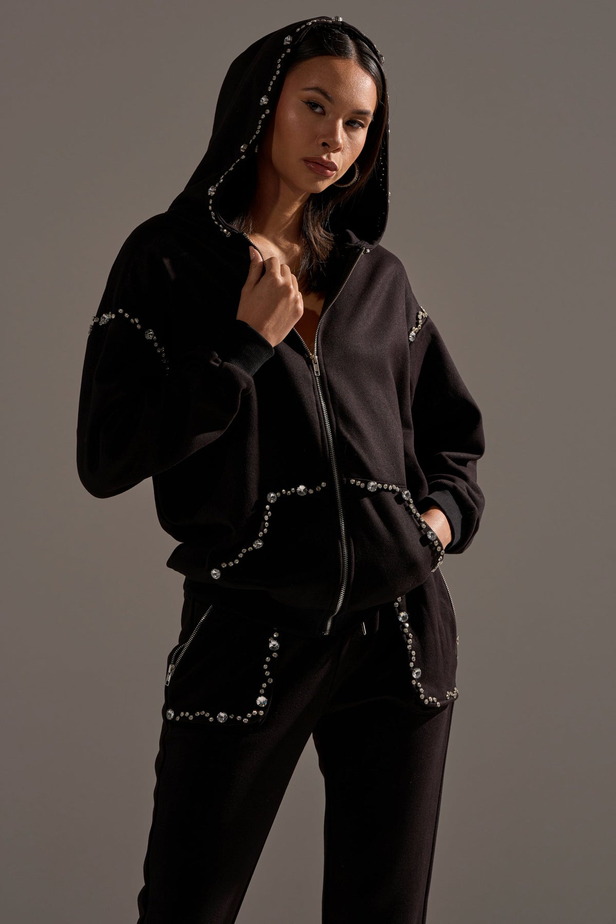 COZY HOLIDAY RHINESTONE ZIP UP SWEATSHIRT IN BLACK