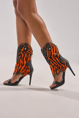 AZALEA WANG TAHLIE ORANGE MULTI WESTERN GLADIATOR SANDAL