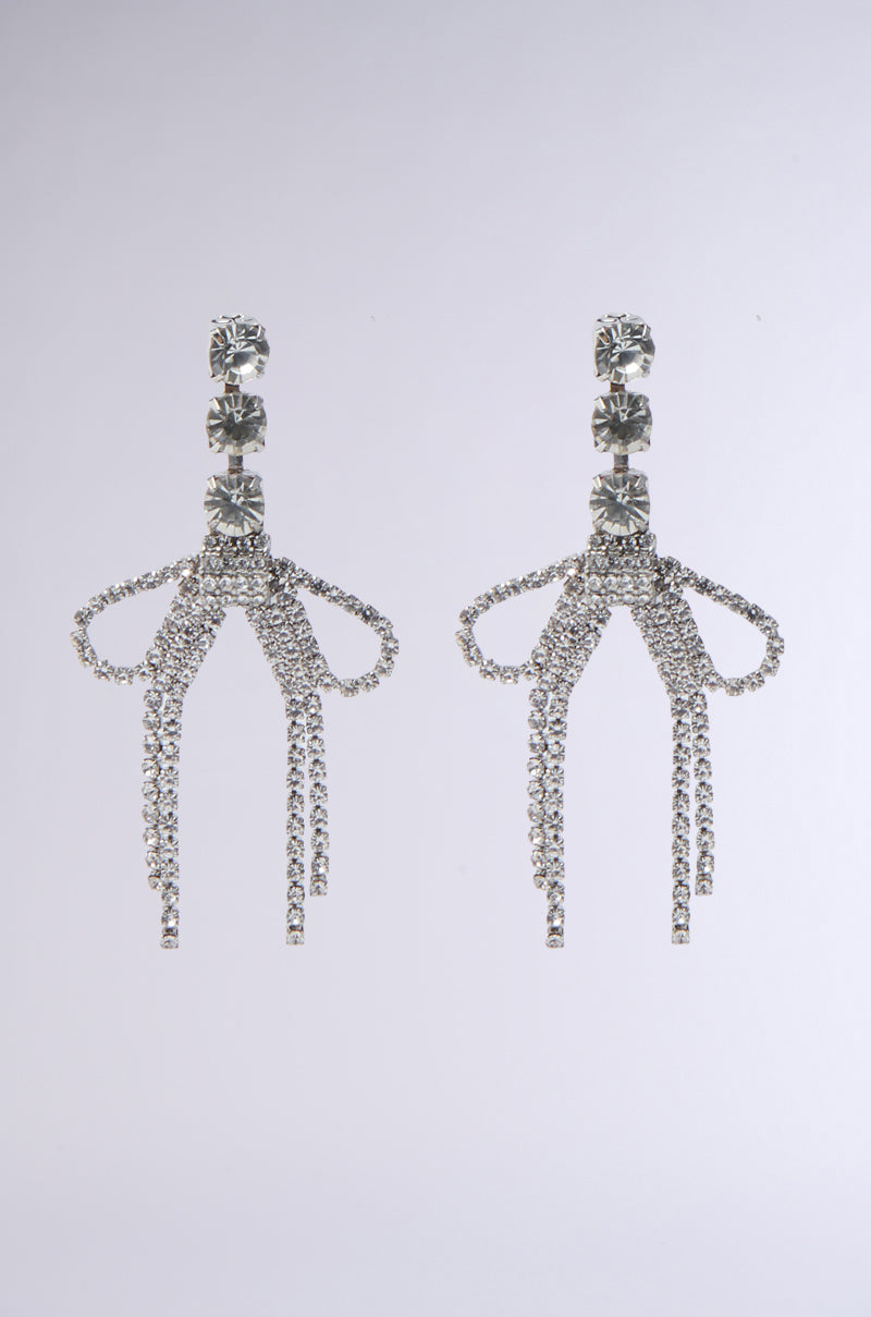 WITH A BOW SILVER EARRING