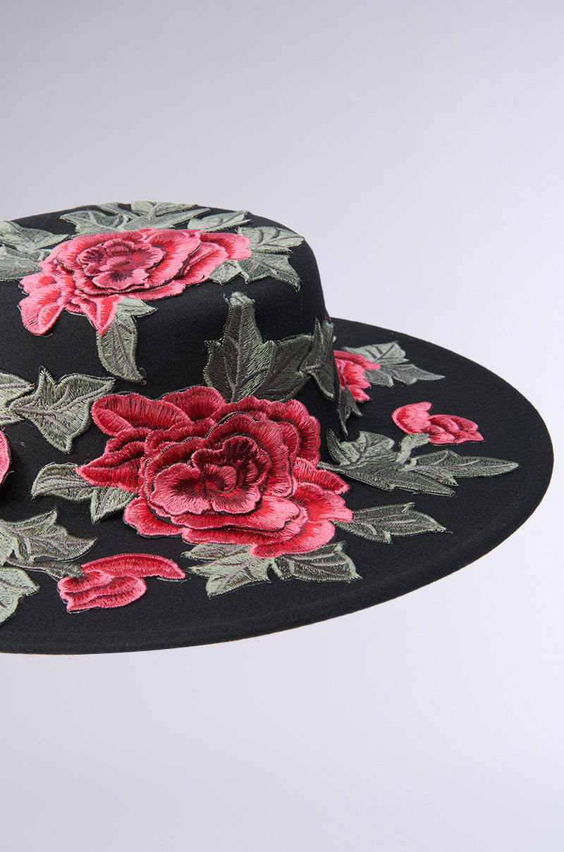 ALIYA FLORAL BRIM HAT