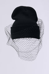 ROCKY MESH VEIL BEANIE