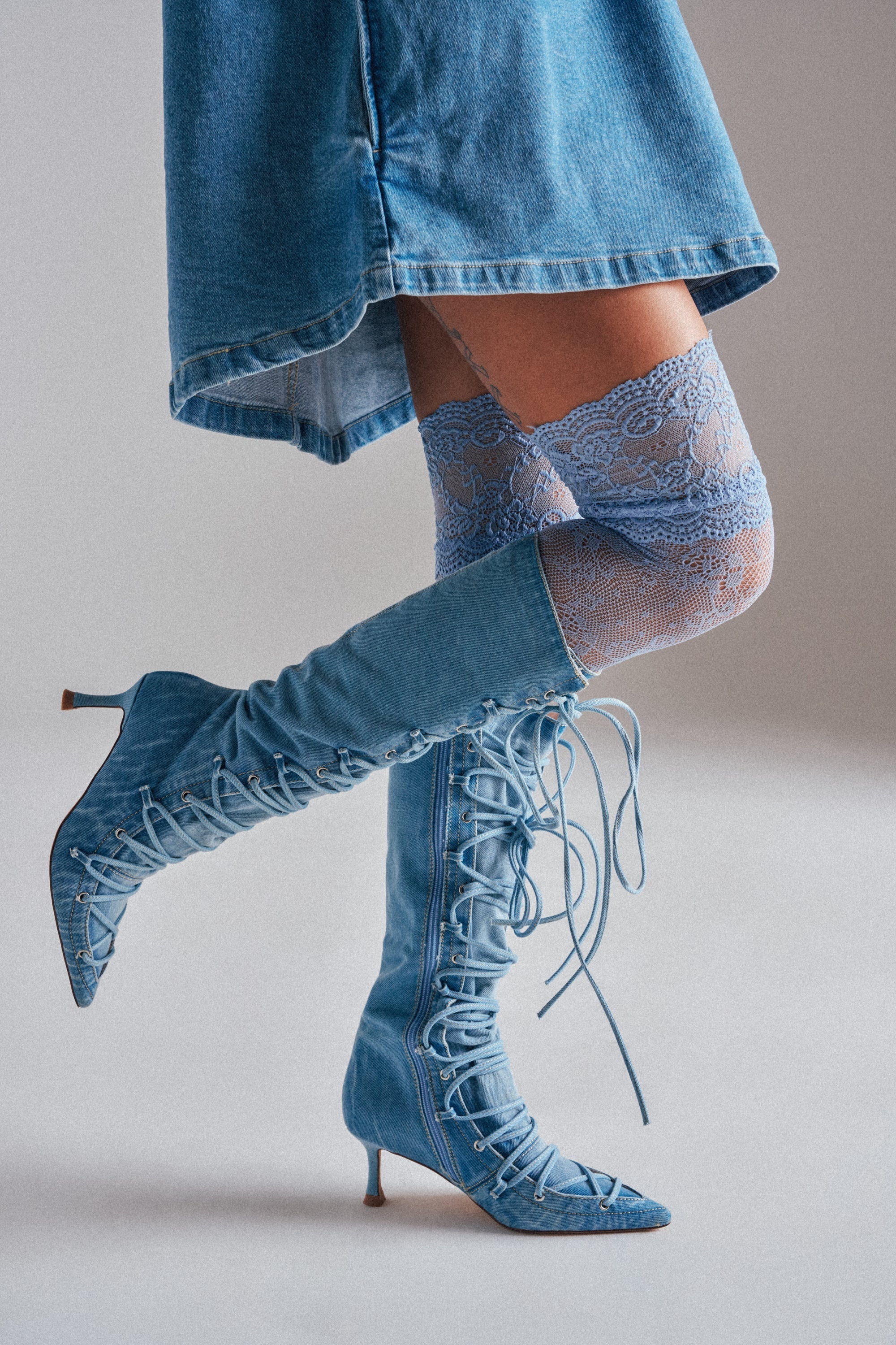 CLASSY VIBES THIGH HIGH STOCKINGS