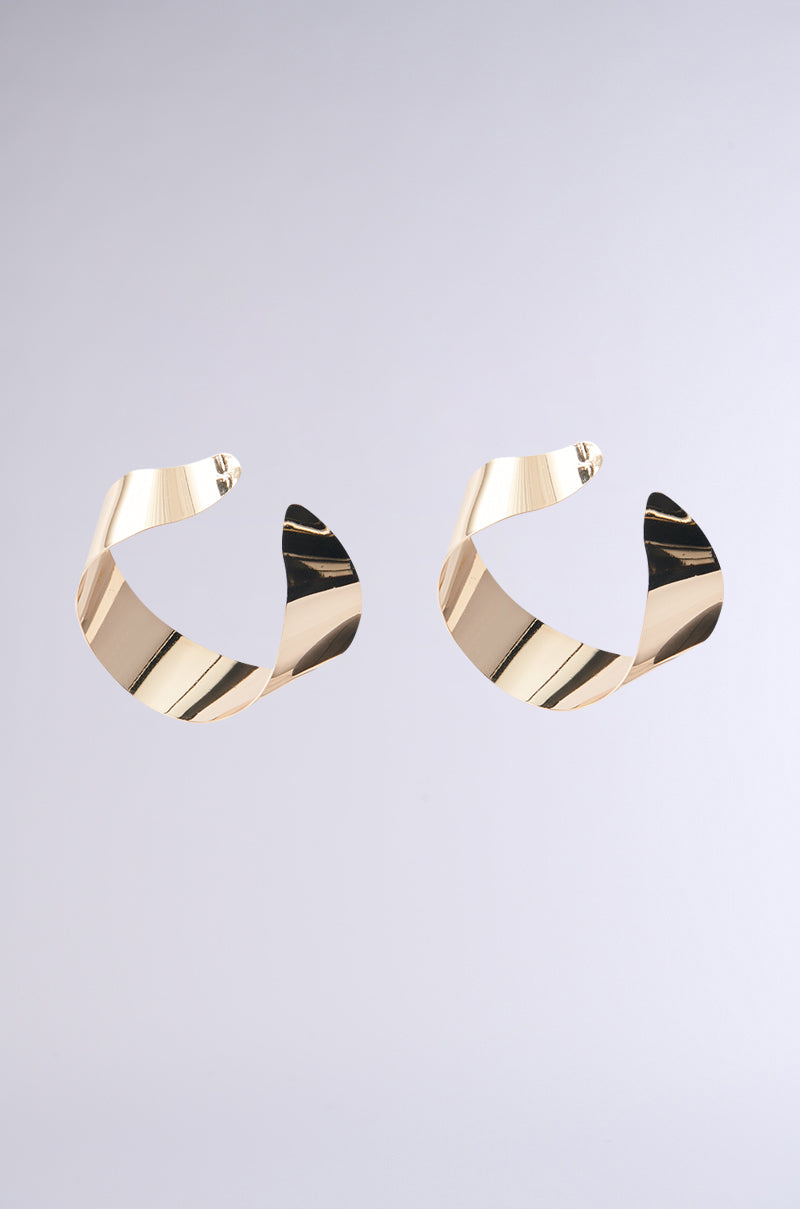 BENT OUTTA SHAPE EARRING