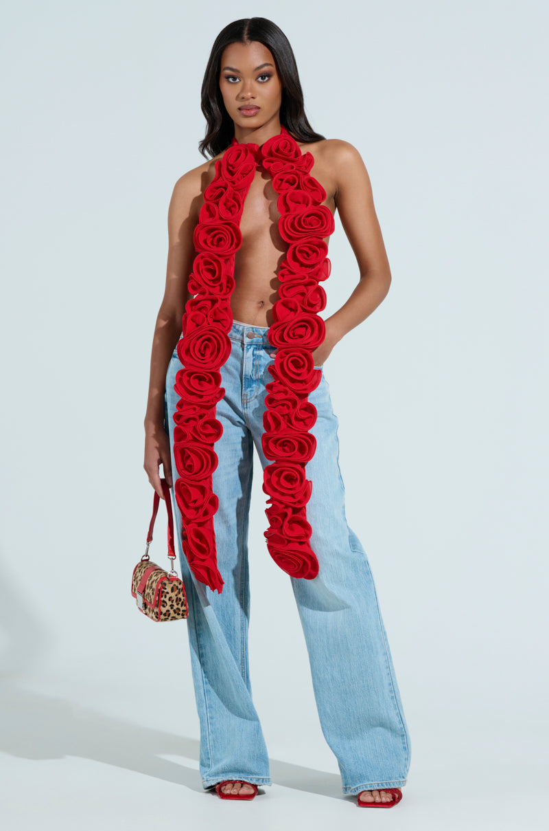 EXTREME LENGTHS ROSE NECKLACE