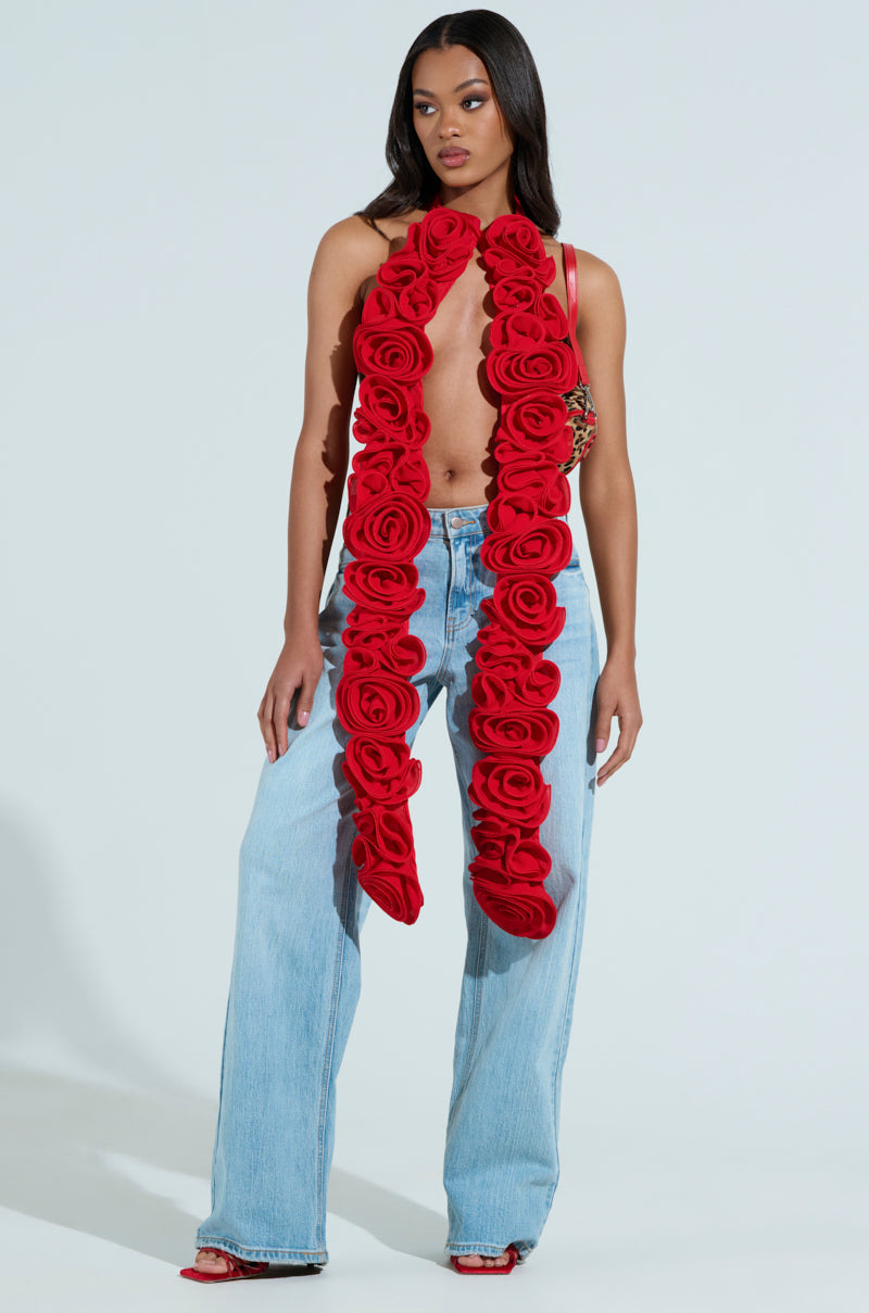 EXTREME LENGTHS ROSE NECKLACE