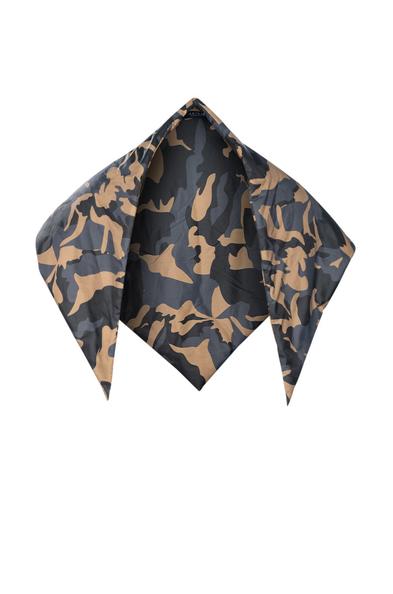 CAMPING PUFFER SCARF IN CAMO
