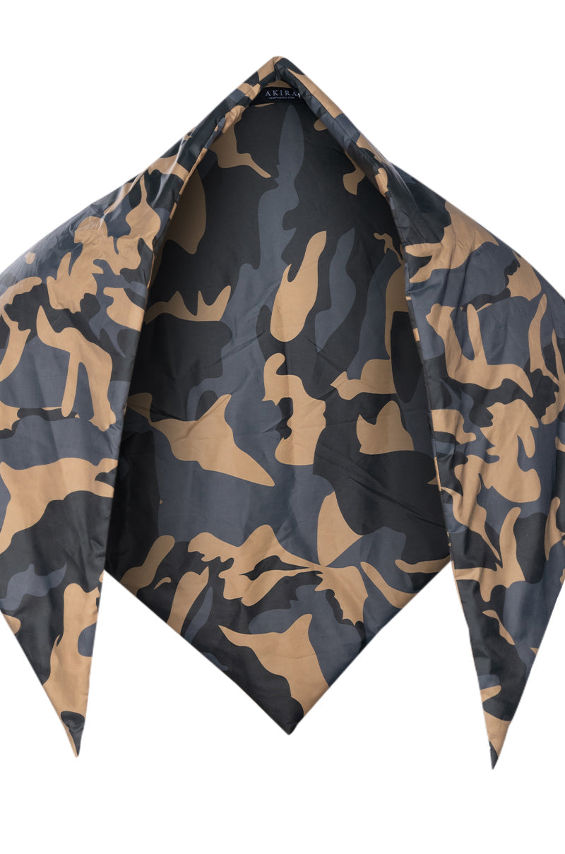 CAMPING PUFFER SCARF IN CAMO