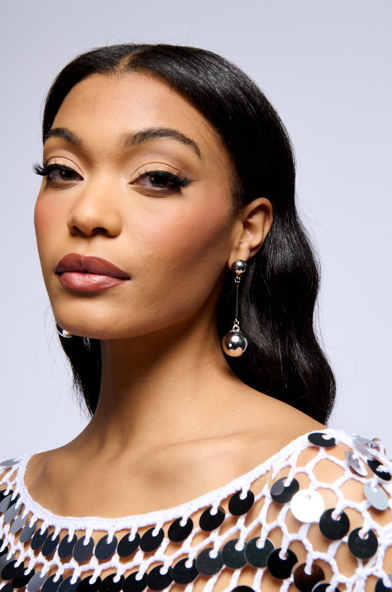SILVER BALL EARRING